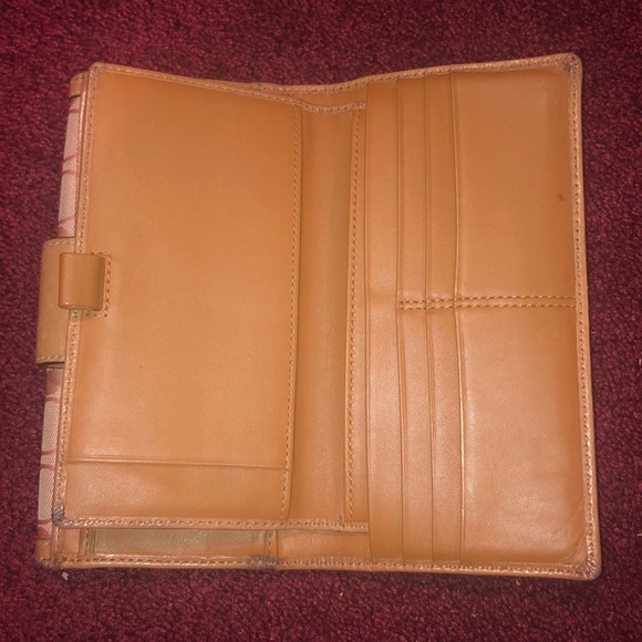 Orange coach purse w matching wallet and wristlet - Picture 5 of 7